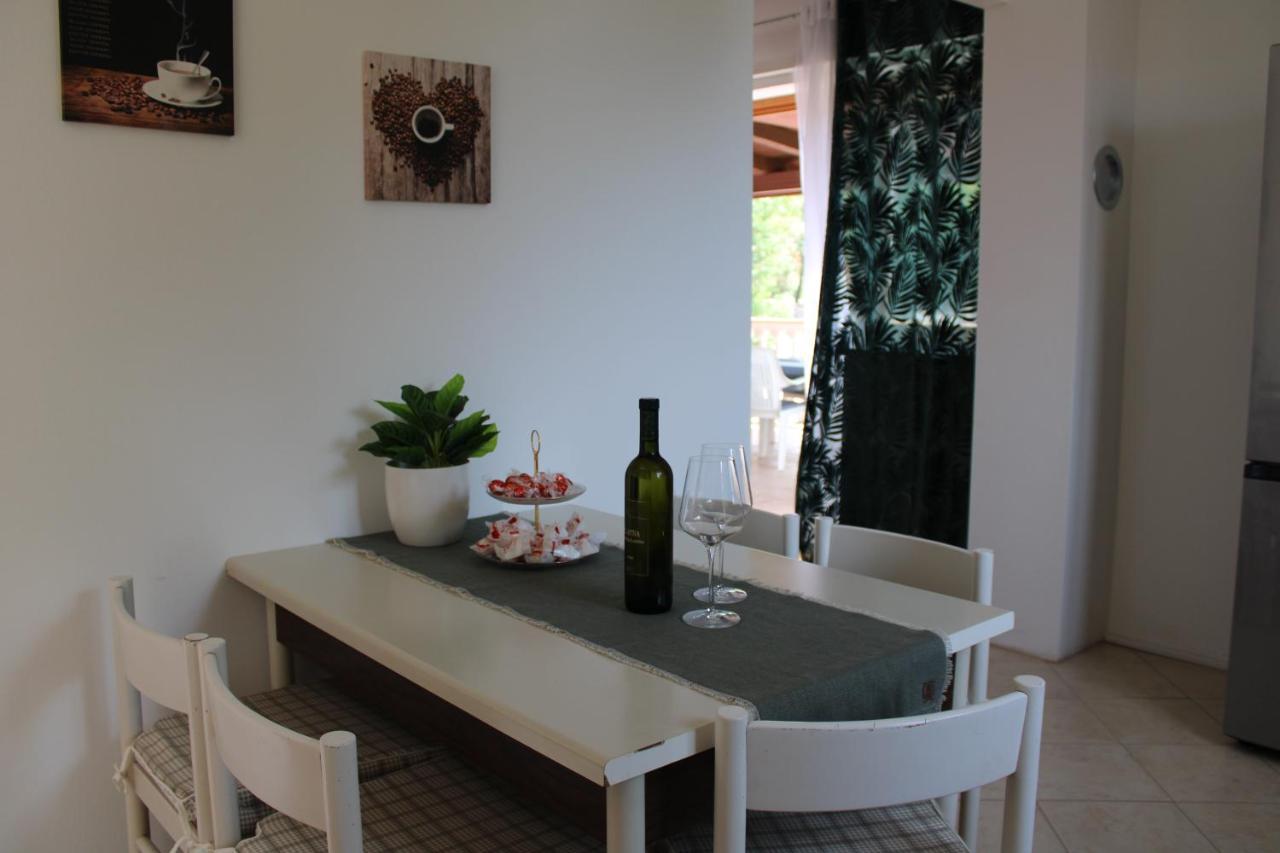 Apartment Noel Sveti Vid-Miholjice Экстерьер фото